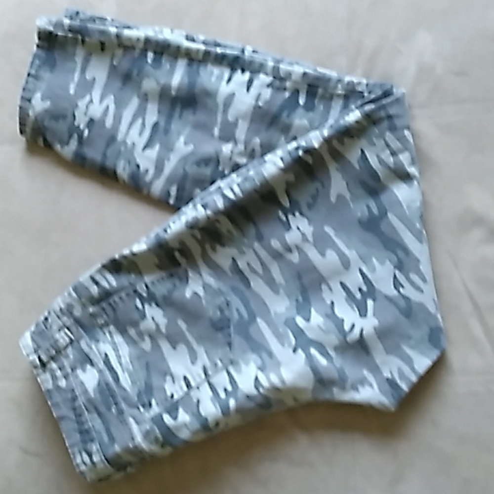 High-rise camo jeans